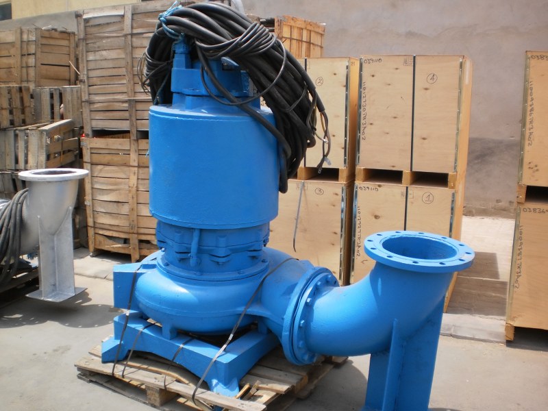 The Pumpex KE304 in Khansaheb Hire Fleet – delivering exceptional pump performance with a Max Head of 20mtrs and a Max flow of 400 l/s through its 300mm (12”) discharge.