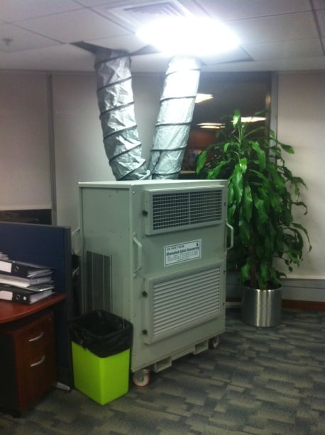 chiller_march-12b High quality temporary air conditioning hire from Andrews Sykes Climate Rental Middle East LLC (provide multiple small tonnage cooling AC units to keep office employees cool during summer months)