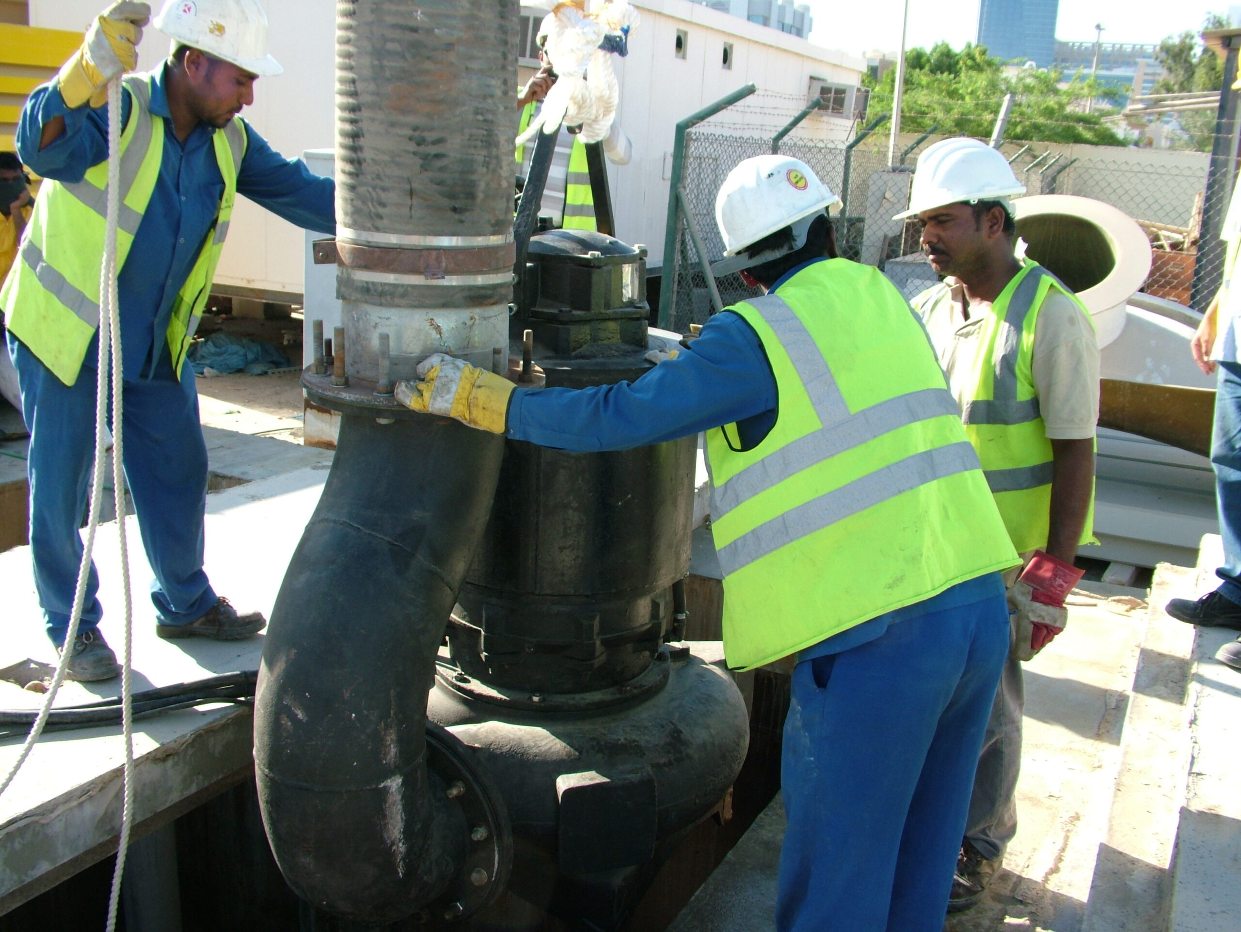 Pump Installation being done by Khansaheb Sykes Khansaheb Sykes Operates its Latest Sewage Submersible Pump in Abu Dhabi