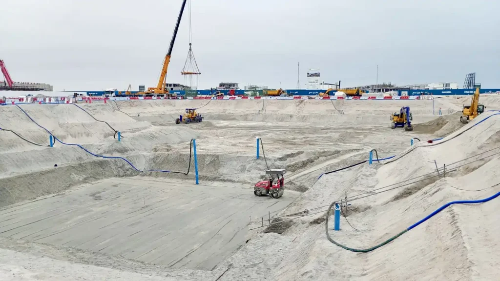 Deepwell dewatering system maintaining dry and accessible excavation conditions at Palm Jebel Ali